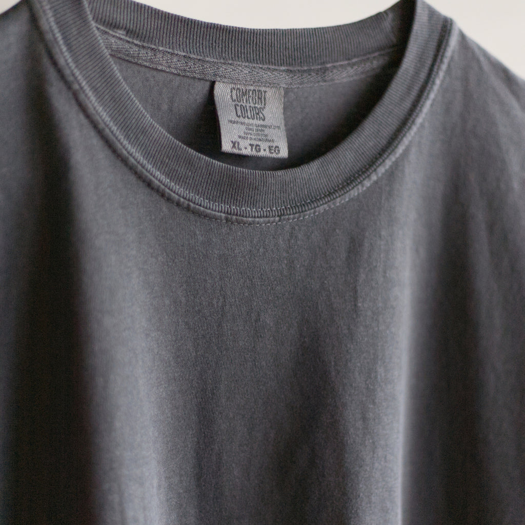 Gray Comfort Colors t-shirt tag reads XL-TG-EG